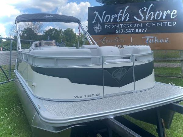 Avalon VLS Quad Lounger 1980