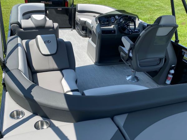 2025 Avalon VLS Quad Lounger 1980 Pontoon